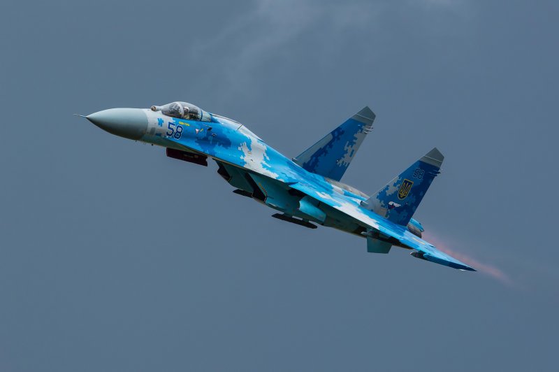Самолет 2021 истребитель миг
