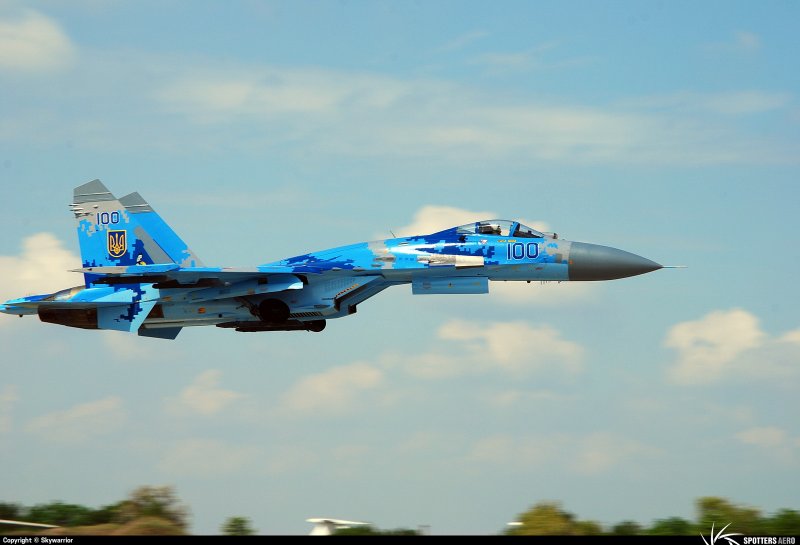 Украинский истребитель Су-27