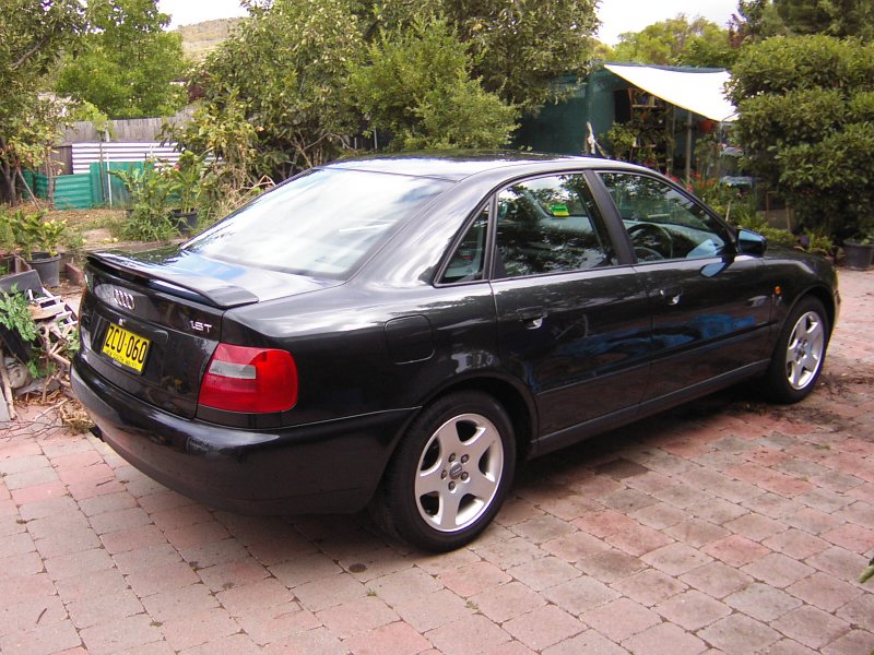 Audi a4 1999 90