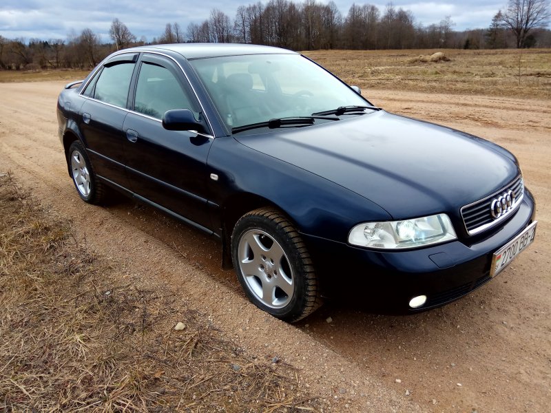 Audi a4 1999 год