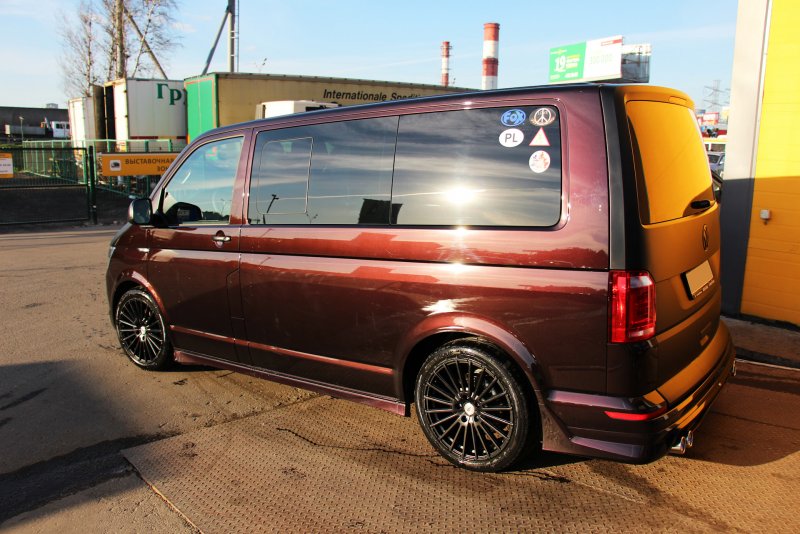 Multivan t6 Tuning Red