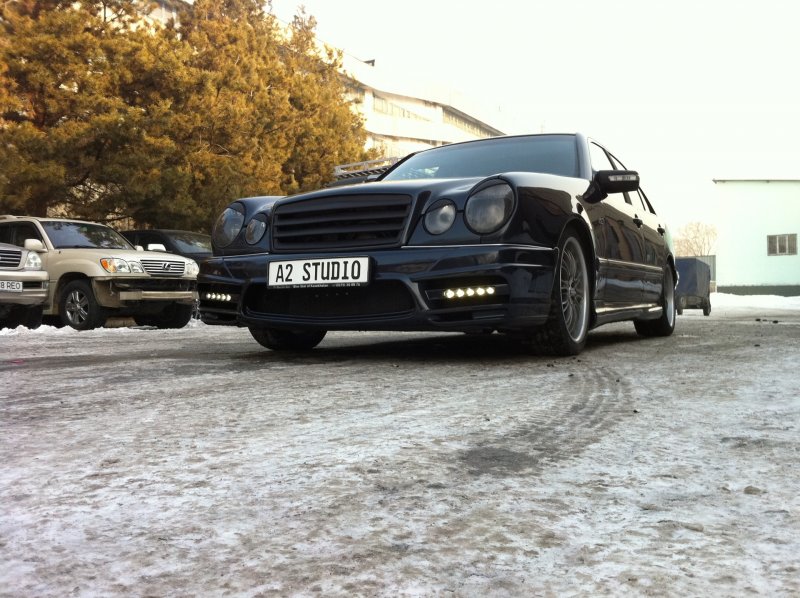 Mercedes Benz w210 e500