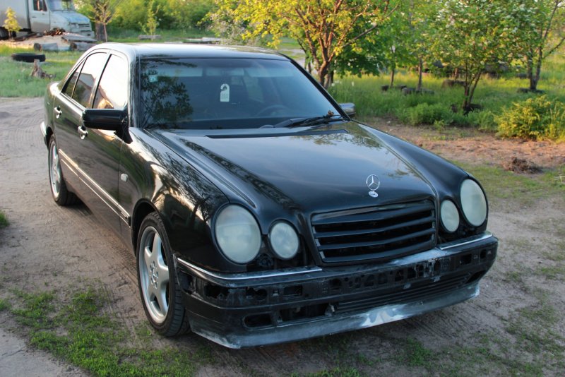 Mercedes Benz e class w210 обвес