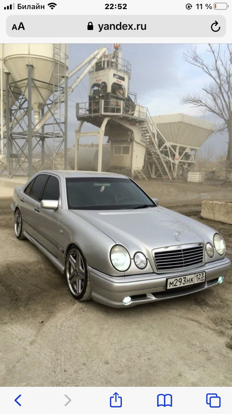 Mercedes-Benz w208