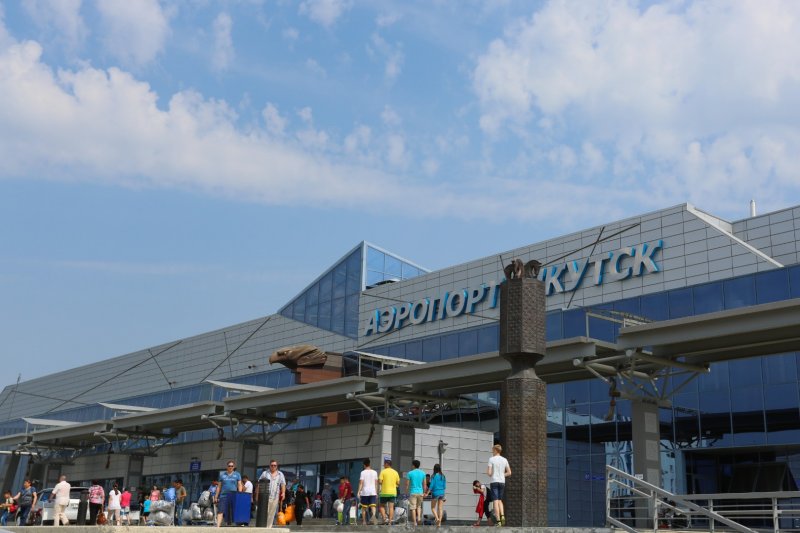 Аэропорт Якутск имени Платона Ойунского