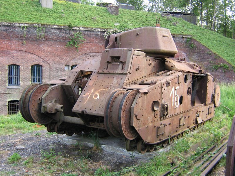 Танк Char b1