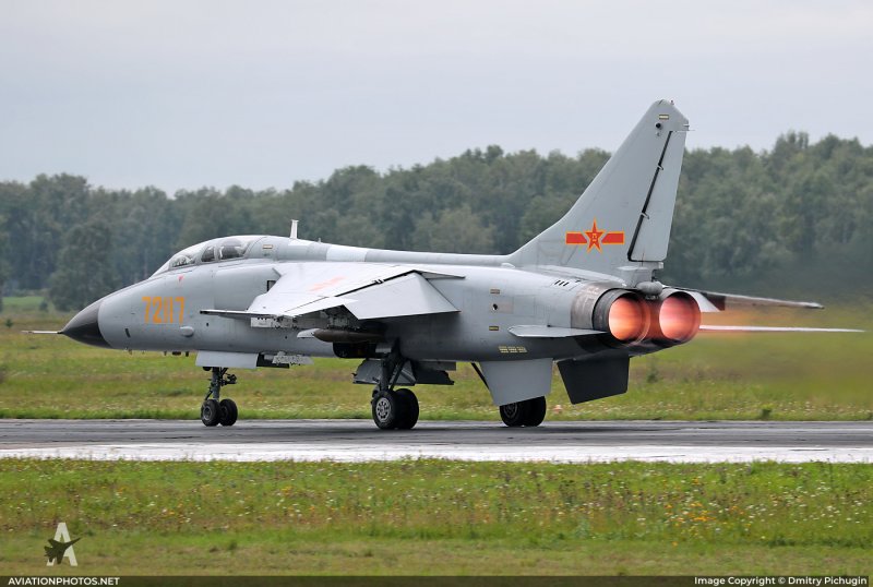 Xian JH-7