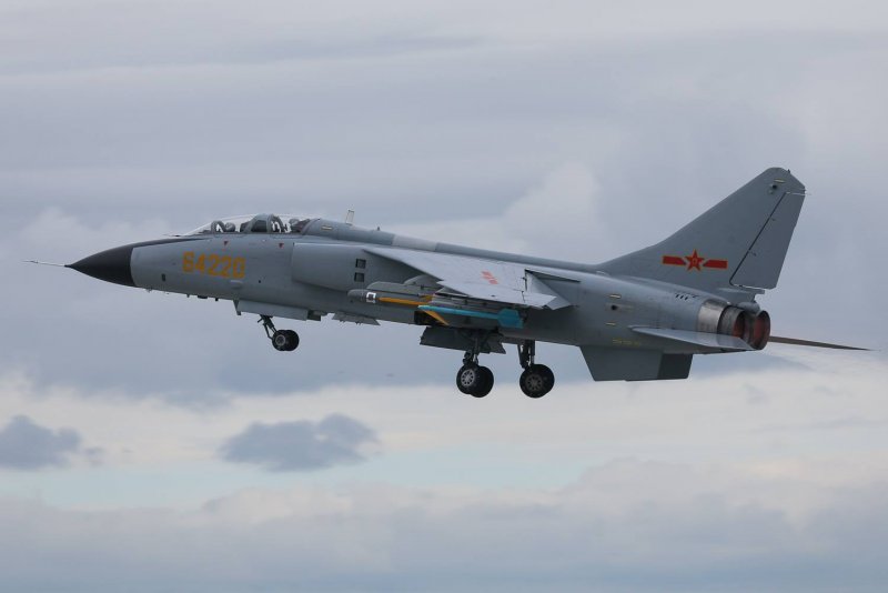 Xian JH-7