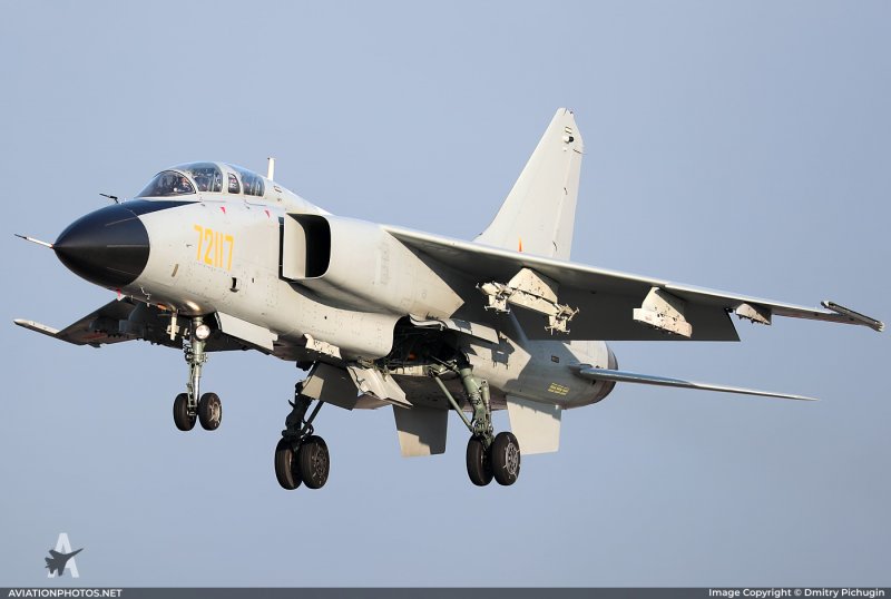 Xian JH-7