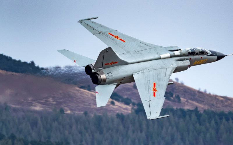 Истребитель-бомбардировщик JH-7a