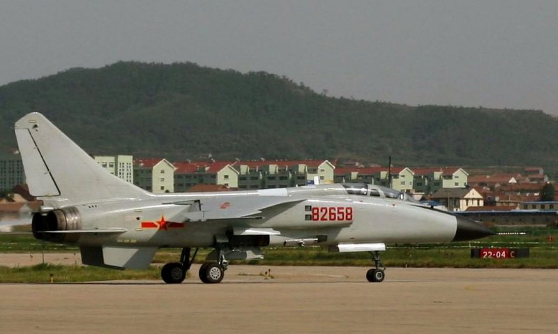 Истребитель-бомбардировщик JH-7a