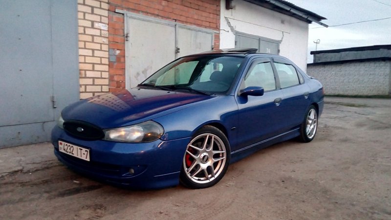 Ford Mondeo 1.8 МТ, 1996