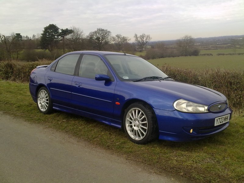 Ford Mondeo mk1