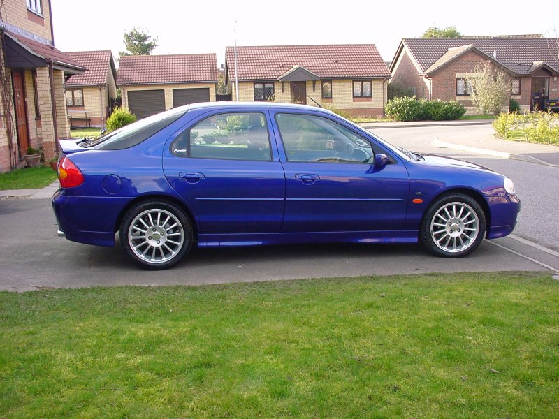 Ford Mondeo 2 st200