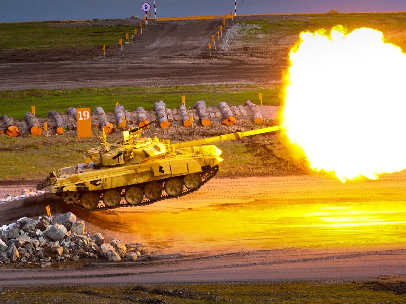 Танк т-90 выстрел