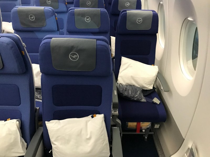 Аэрбас 350-900ulr салон