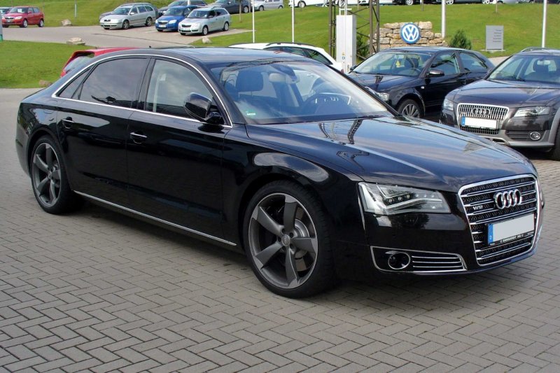 Audi a8 long