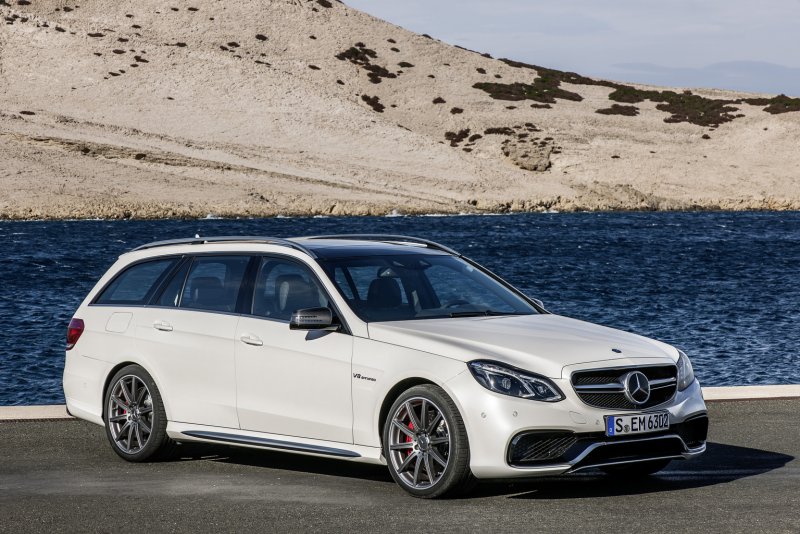 Mercedes Benz e63 w212