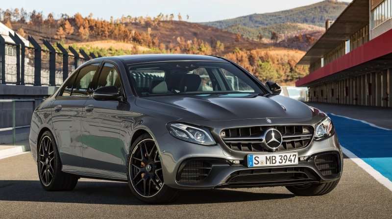 Мерседес Бенц e63s AMG