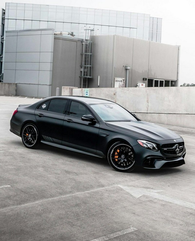 Мерседес AMG e63 класс