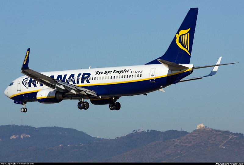 Ei-don Боинг 737-300