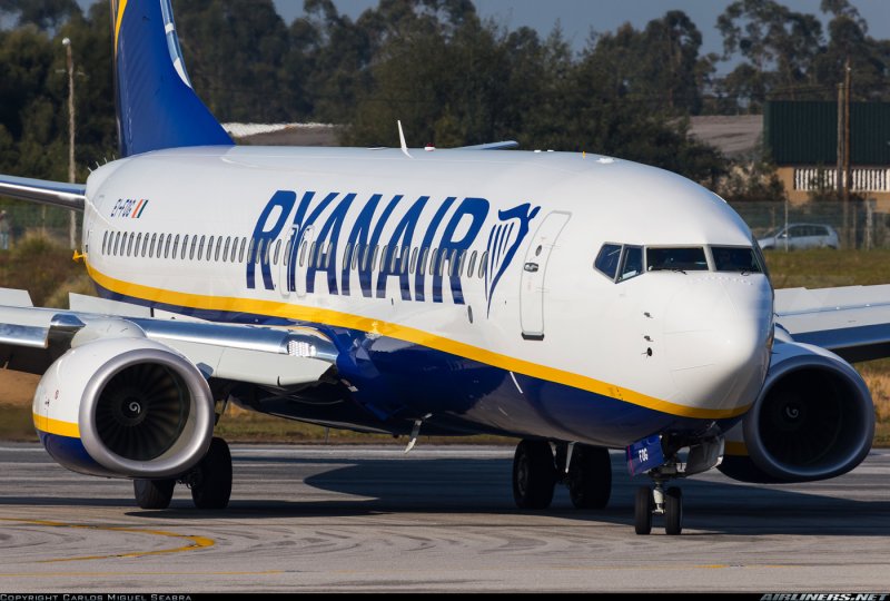 Боинг 737 победа салон