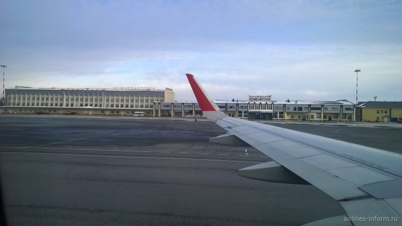 Сургут-Ханты-Мансийск самолет