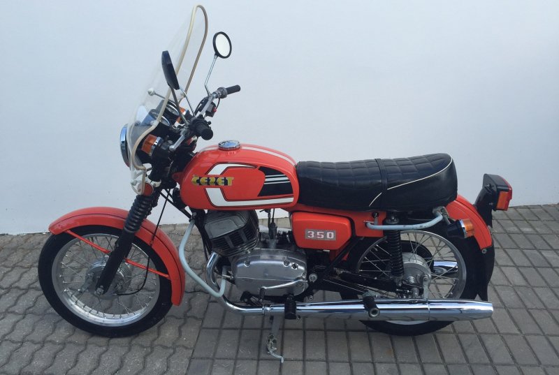 Мотоцикл cz 350