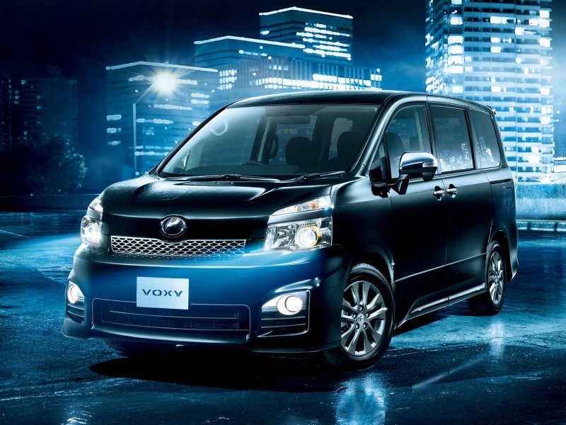 Toyota Voxy 2008