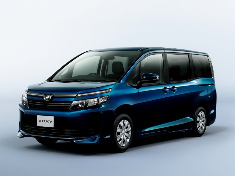Toyota Voxy 2014 Hybrid