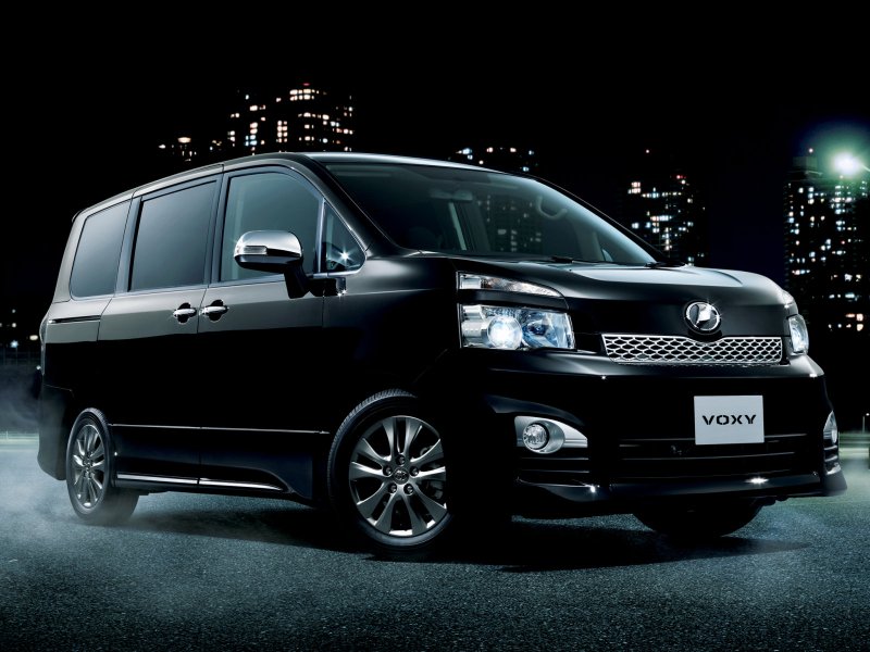 Toyota Voxy 2007