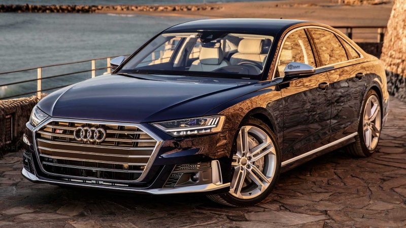 Новая Ауди s8