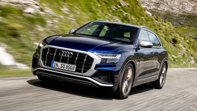 Новый Audi q8