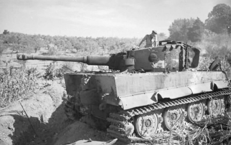 PZKPFW vi Tiger подбитый