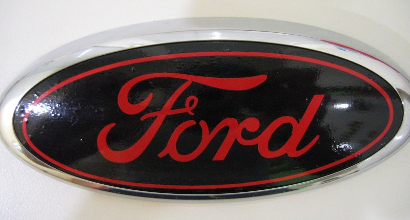 Ford Focus logo vector