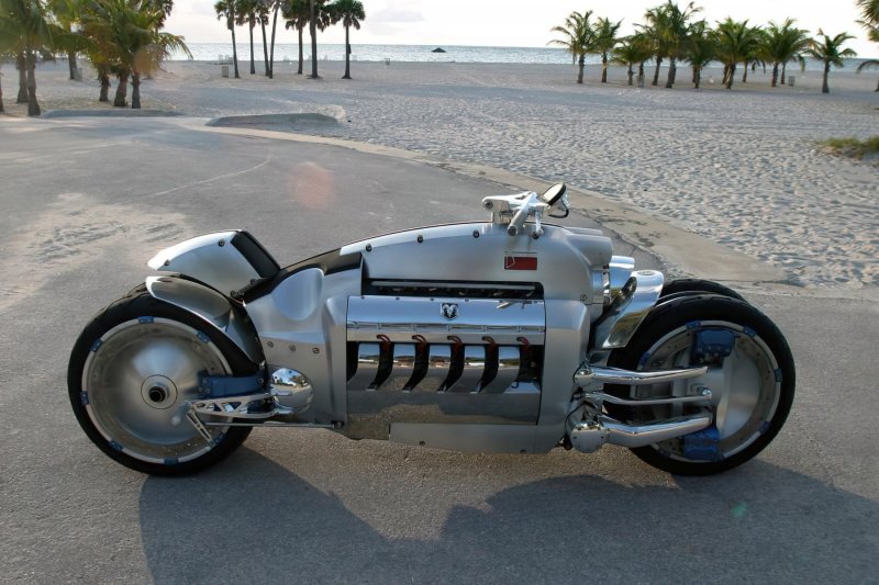 Мотоцикл dodge Tomahawk v10 Superbike