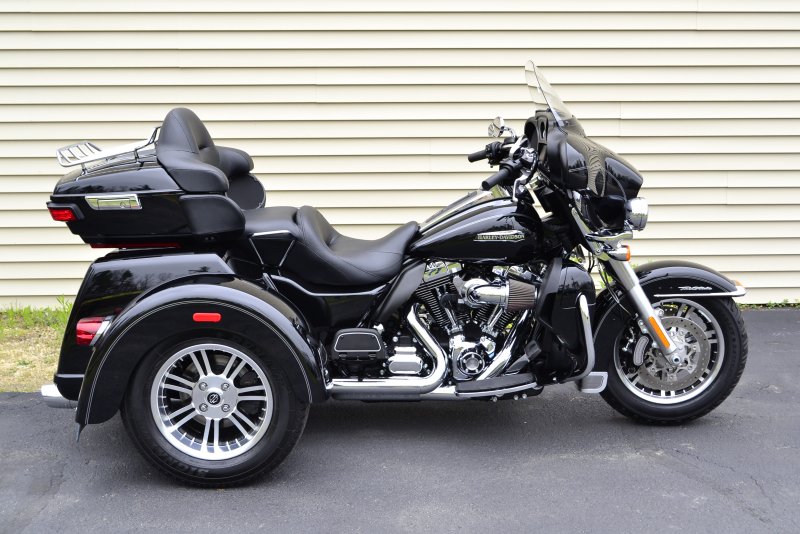 Трёхколёсный мотоцикл Harley Davidson