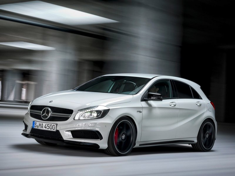 Mercedes Benz a45 AMG