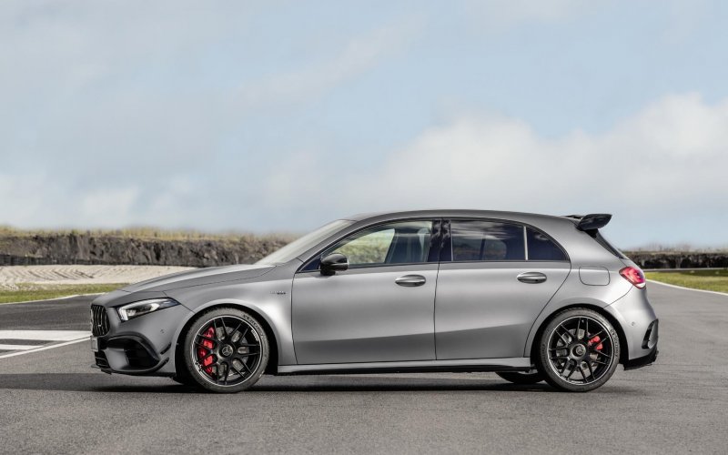 Mercedes Benz a45 AMG 2020