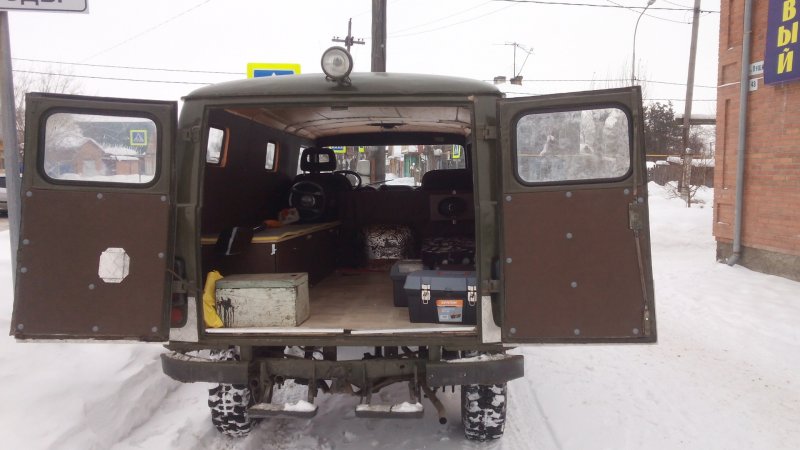 УАЗ 452 стекла салона