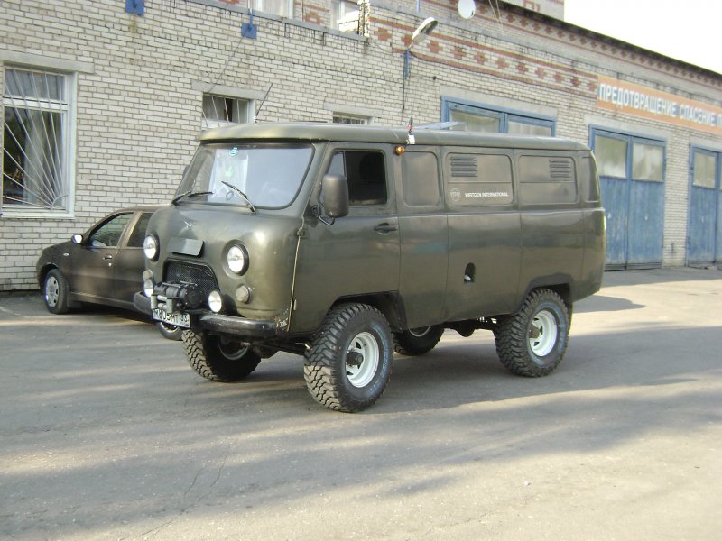 УАЗ Буханка 3741