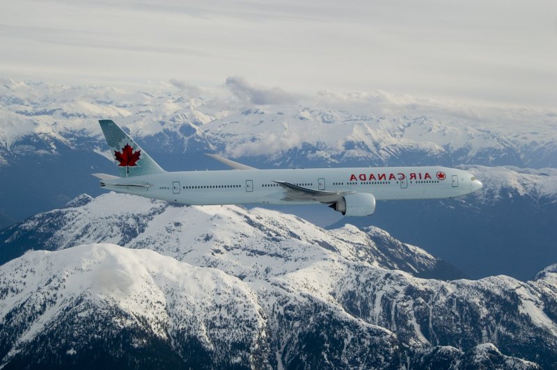 Самолет Air Canada
