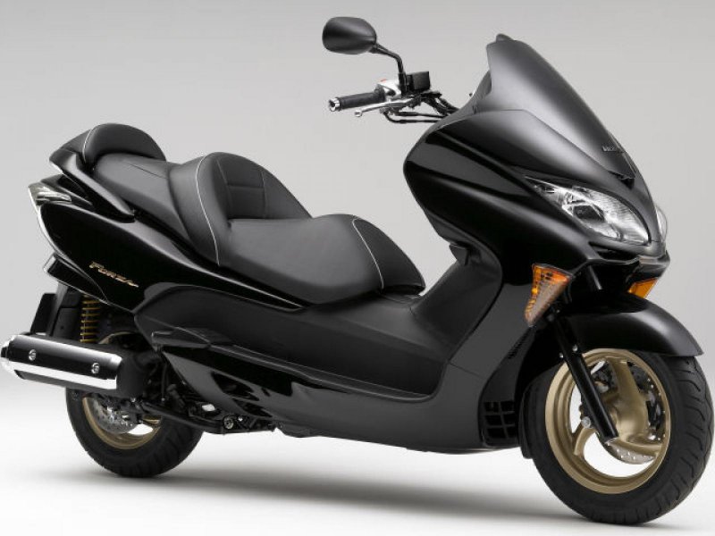 Honda Forza 250cc
