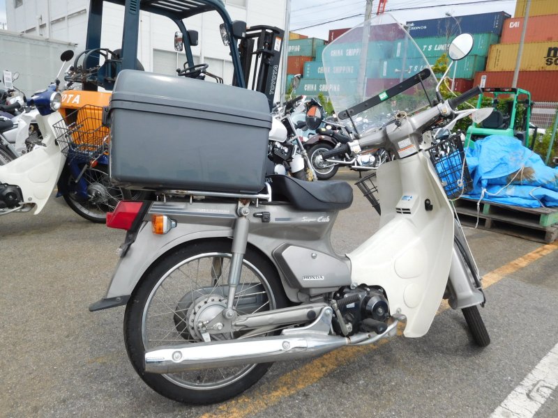 Honda super Cub 50 Custom