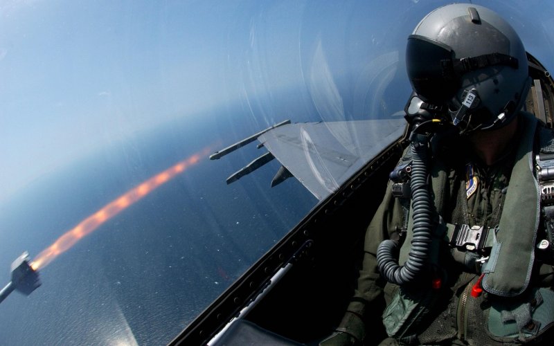 F-22 Raptor пилот