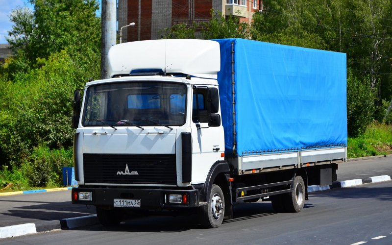 Грузовик МАЗ 4370