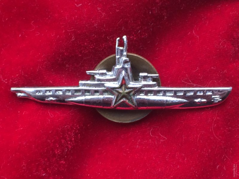 Знак командира подводной лодки России
