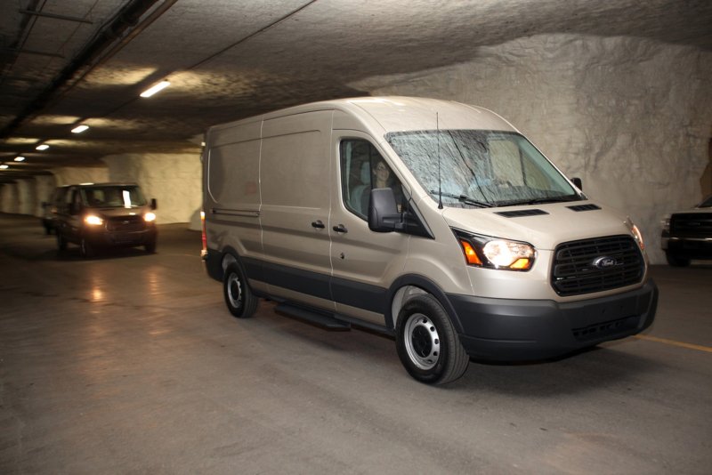 Ford Transit 7