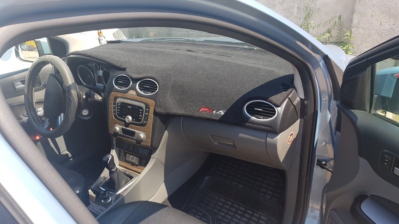 Ford Focus 2 2010 салон