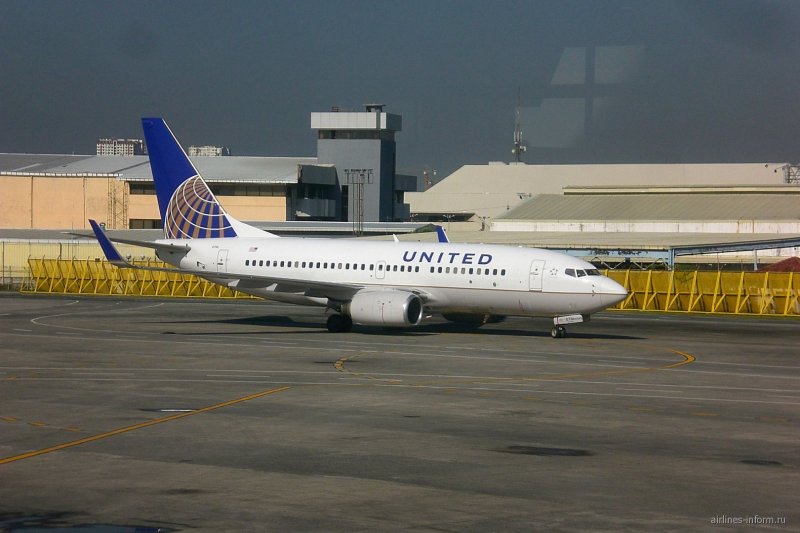 Boeing 737-700 United Airlines,